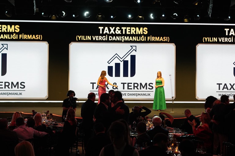 Ceyda Eren Küçükçolak :  Tax & Terms  �Y�l�n Vergi Dan��manl��� Firmas�� Ödülünü Kazand� 